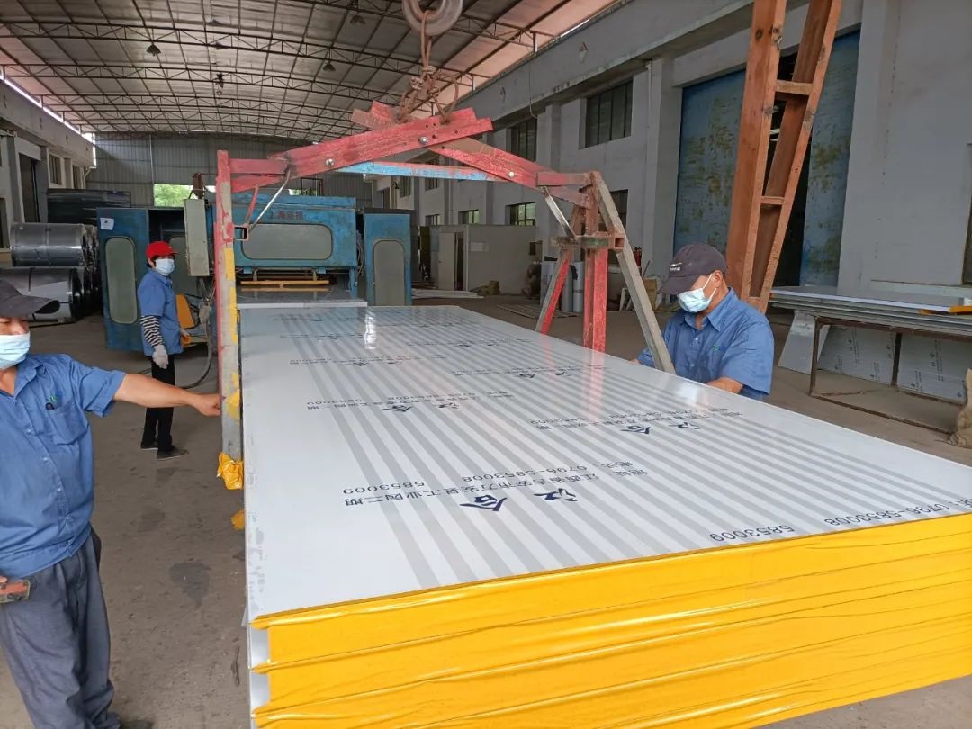 rockwool-production-line-10.jpg