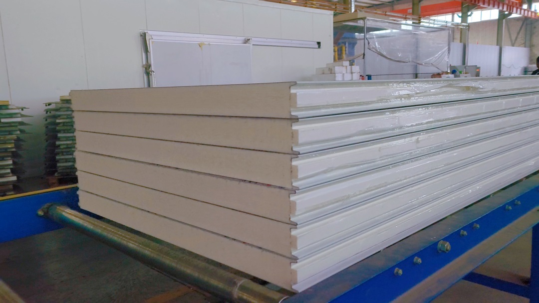 rockwool-production-line-4.jpg