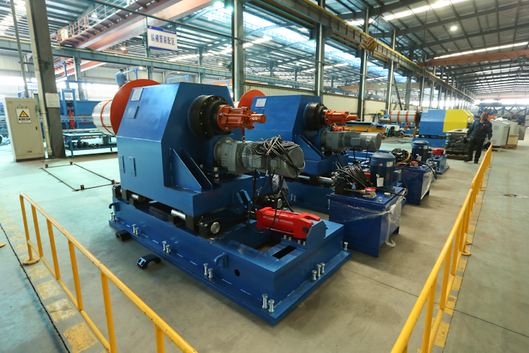 Decoiling & Roll Forming